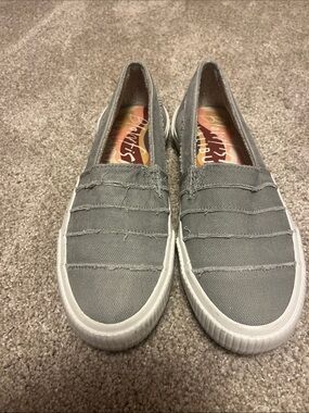 Gray Slip-On Canvas Sneakers - Blowfish